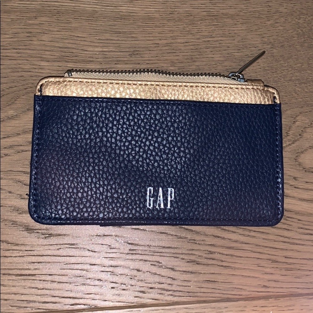 Gap wallet